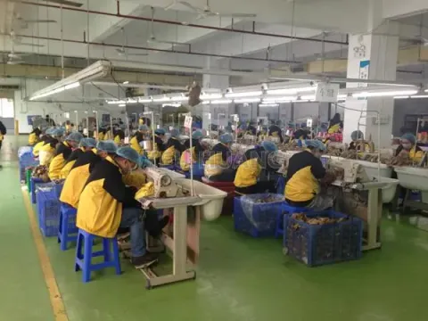 駱駝毛絨玩具