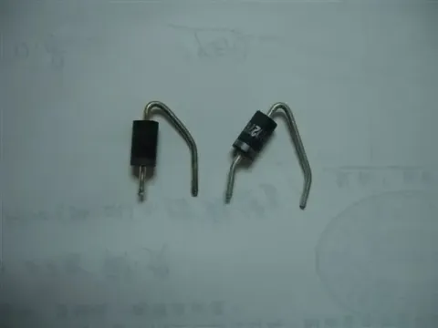 rf101f 散帶合併電阻成型機