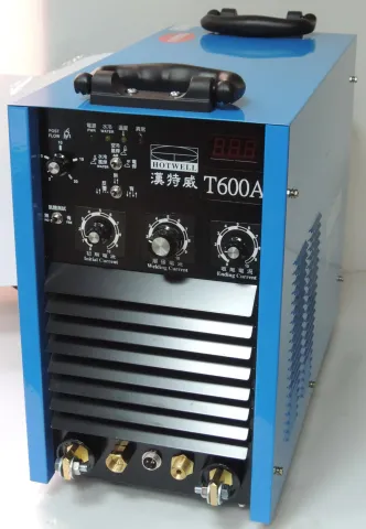 變頻式 直流TIG氬焊機（GTAW）輸出600A - 輕巧型