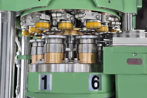 特殊罐高, 高速自動封罐機, 封蓋機, 飲品, 錫罐, 馬口鐵, 鋁罐