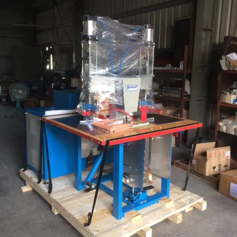 高週波塑膠熔接機 T型/FA型