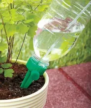 Adjustable watering device