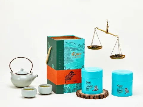 Forest Rhyme, Premium Oolong Tea & Black Tea