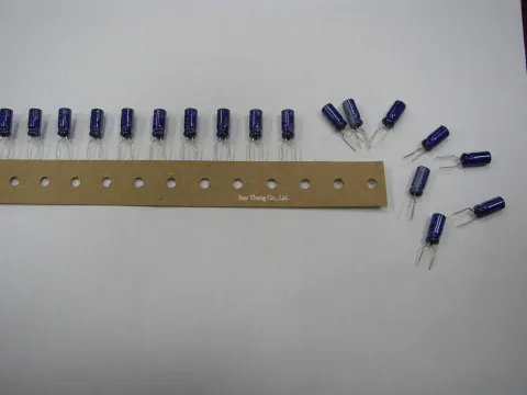 帶式電容裁斷設備