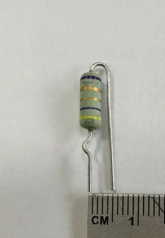 散帶合併電阻成型機 ( F型-直立式成型)