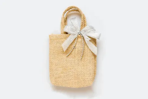 麻布袋製作批發｜高級黃麻布袋印刷，客製麻布袋特色再升級