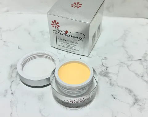 Novo Creme de Beleza Clareador Kolarmy UV/30 - produto para cuidados da pele