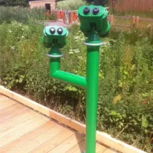 coin operated binocular