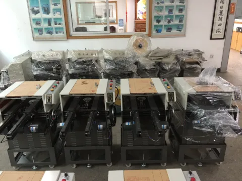 全自動PCB走板切腳機