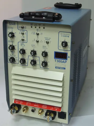 Inverter portable AC DC pulse TIG welding machine GTAW output 300A for welding aluminum Made in Taiwan Taiwantrade