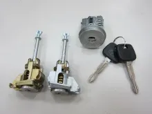 2006 Toyota Hilux Lock Sets
