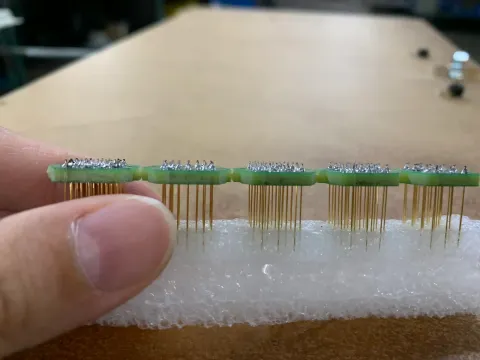 全自動PC板切腳機