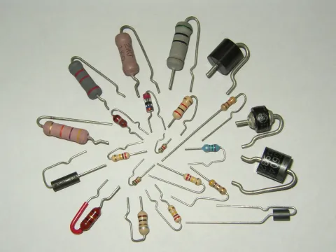 散帶合併電阻成型機 ( F型-直立式成型)